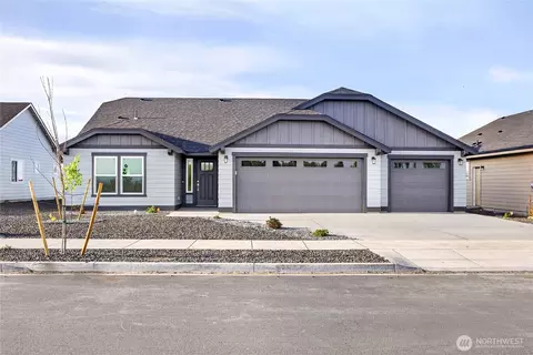 4306 W Redhead Ave, Moses Lake, WA 98837