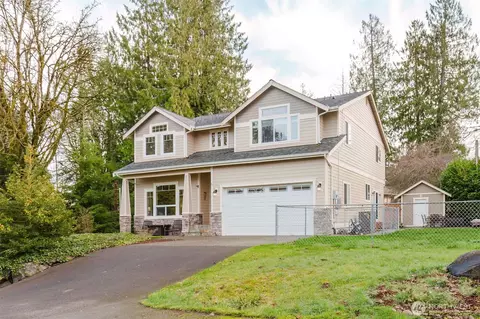 1568 Puget Dr E, Port Orchard, WA 98366