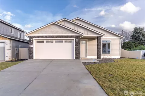 1148 9th Ave NE, Ephrata, WA 98823