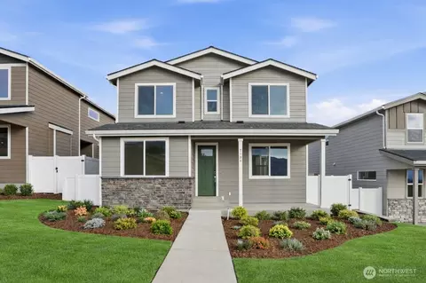 2134 Plumridge Ct, Wenatchee, WA 98801