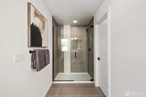 Entry Way - 4132 220th Pl SE, Bothell, WA 98021 photo 4 of 4