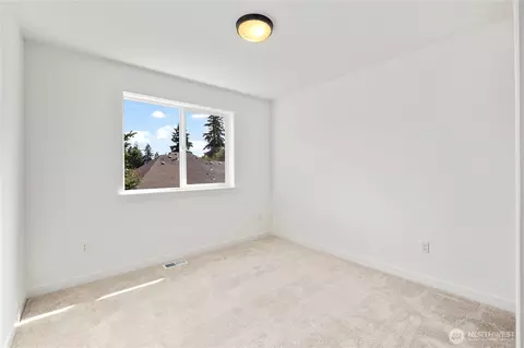 Bedroom - 4132 220th Pl SE, Bothell, WA 98021 photo 4 of 7