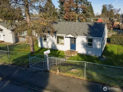 904 E 33rd St, Vancouver, WA 98663