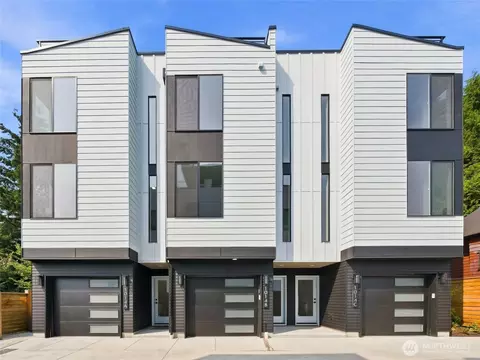 1014 NE A Ne 70th St, Seattle, WA 98115