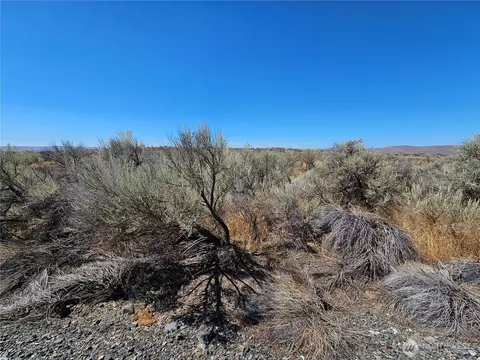1 W Coyote Trl, Ephrata, WA 98823