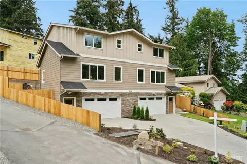 8510 Shadow Wood Dr #A, Everett, WA 98208