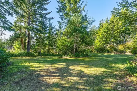 21329 Birch Pl, Ocean Park, WA 98640