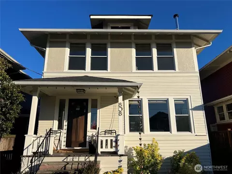 808 30th Ave, Seattle, WA 98122