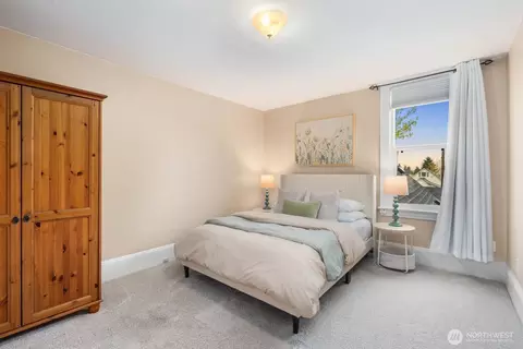 Bedroom - 1801 Rockefeller Ave, Everett, WA 98201 photo 2 of 2
