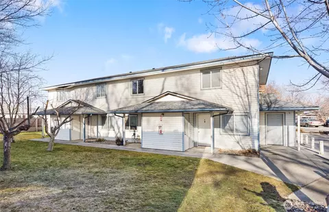 1824 W Crouse St, Moses Lake, WA 98837