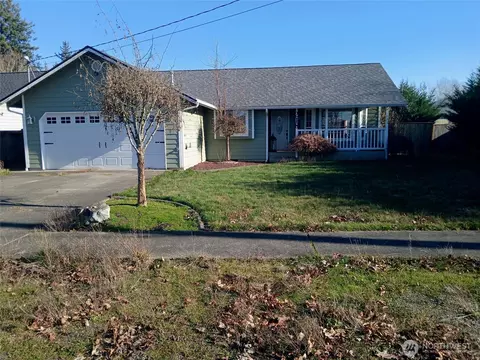 218 S D St, Buckley, WA 98321