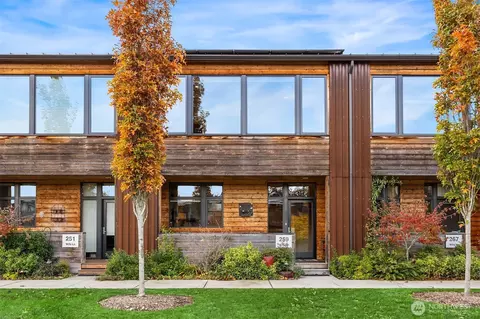 259 Wills Ln NW #259, Bainbridge Island, WA 98110