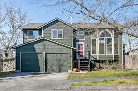 8025 Vista Dr, Arlington, WA 98223