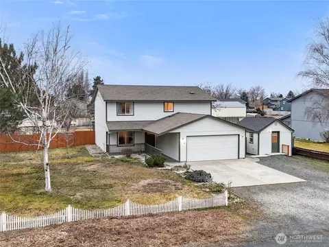 7735 Mcbee St NE, Moses Lake, WA 98837