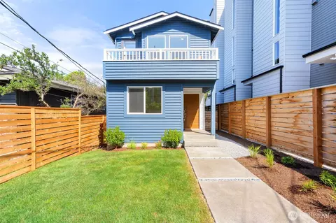 9526 Interlake Ave N, Seattle, WA 98103
