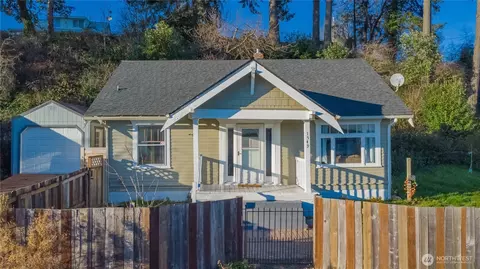 1549 Charleston Beach Rd W, Bremerton, WA 98312