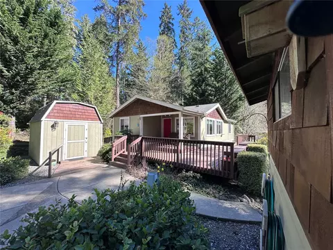 920 E Mason Lake Dr E, Grapeview, WA 98546