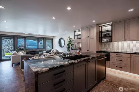 1 Yacinde Ct #C1, Manson, WA 98831