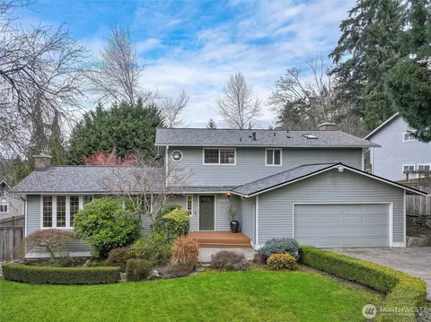 12412 NE 4th Pl, Bellevue, WA 98005