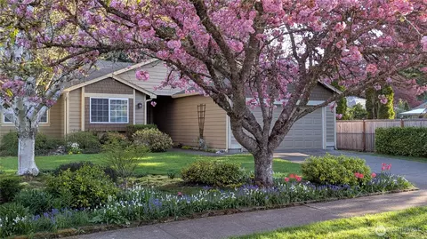 1318 Devon Dr NE, Olympia, WA 98506