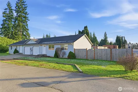 13631 51st Ave NE #A, Marysville, WA 98271