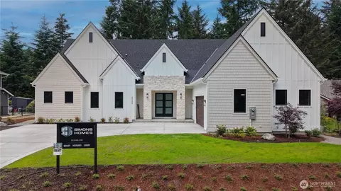6709 254th St E, Graham, WA 98338