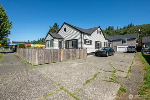 2515 Sumner Ave, Hoquiam, WA 98550
