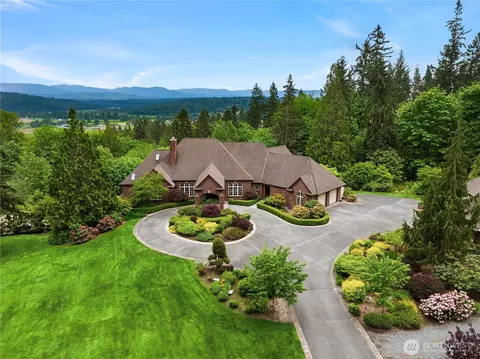 18212 244th Ave NE, Woodinville, WA 98077