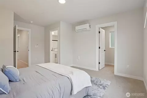 Bedroom - 19524 16th Ave SE #C1, Bothell, WA 98012 photo 2 of 4