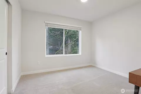 Bedroom - 19524 16th Ave SE #C1, Bothell, WA 98012 photo 3 of 4