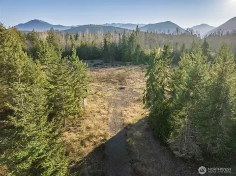 134 Columbine Way, Port Angeles, WA 98362