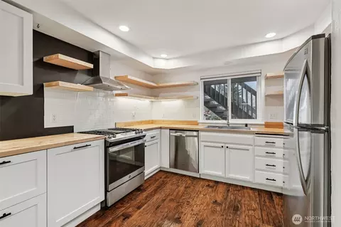 2210 Grade Rd #7, Lake Stevens, WA 98258