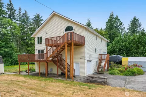 28713 207th Ave SE, Kent, WA 98042