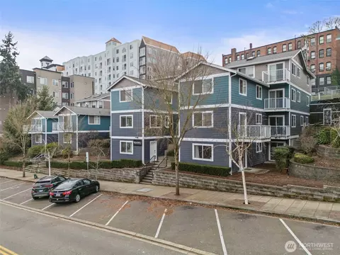 218 Broadway #5, Tacoma, WA 98402
