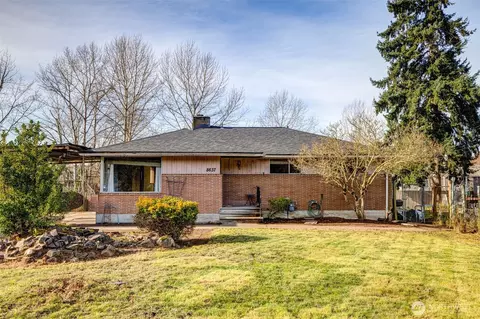 8637 24th Ave SW, Seattle, WA 98106