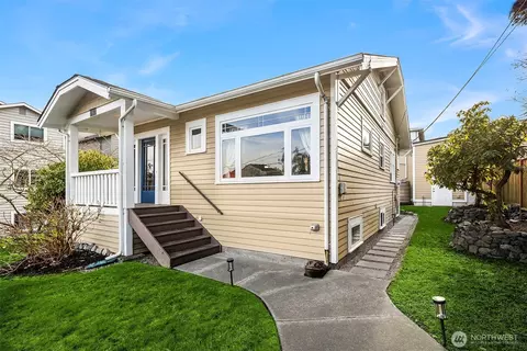 349 N 72nd St, Seattle, WA 98103