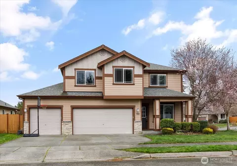 780 NW Lateen St, Oak Harbor, WA 98277