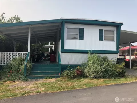 1635 W Side Hwy #3, Kelso, WA 98626