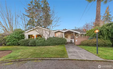 8626 52nd Ave NE, Marysville, WA 98270