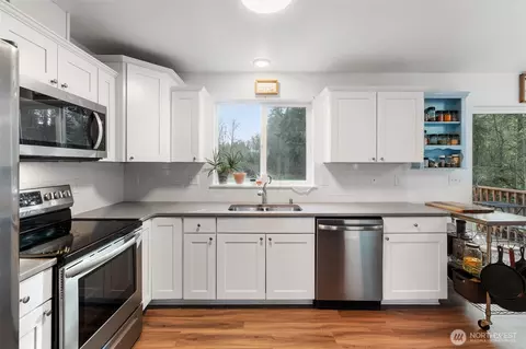 105 Johnson Rd S, Winlock, WA 98596 photo 8