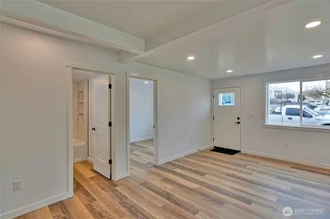Other - 2405 Rockefeller Ave, Everett, WA 98201 photo 3 of 4
