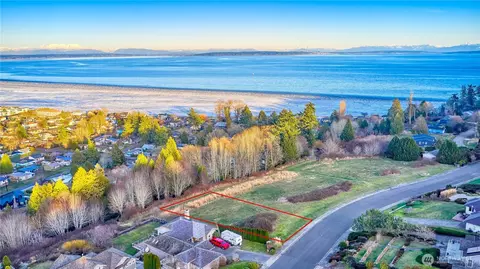 19 Whalen Dr, Point Roberts, WA 98281