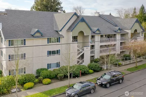 509 1st St #104, Snohomish, WA 98290