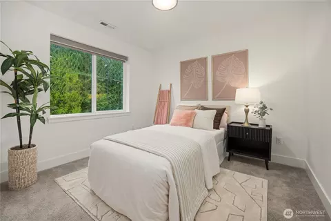 Bedroom - 18601 46th Ave SE, Bothell, WA 98012 photo 4 of 4