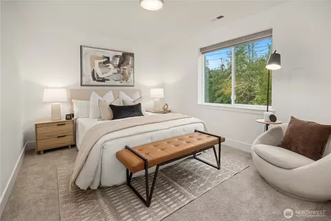 Bedroom - 18601 46th Ave SE, Bothell, WA 98012 photo 3 of 4