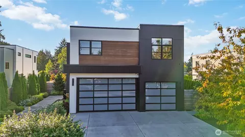 2627 78th Ave NE, Medina, WA 98039