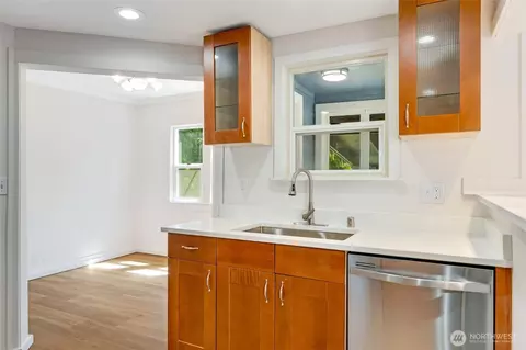 Kitchen - 1711 12th St #A, Everett, WA 98201 photo 4 of 4
