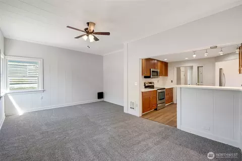 Living - 1711 12th St #A, Everett, WA 98201 photo 1 of 2