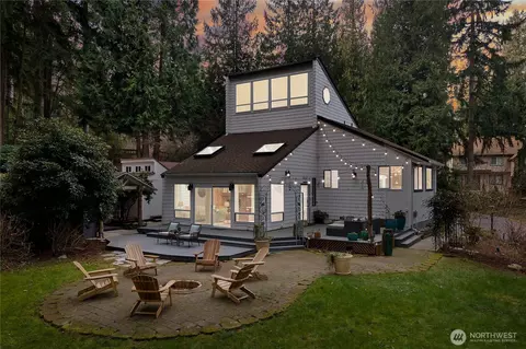 7643 129th Ave SE, Newcastle, WA 98056