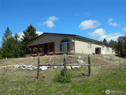 152 High Country Dr E, Tonasket, WA 98855